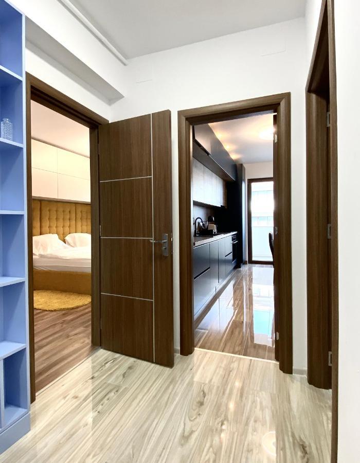 Coquette Apartment