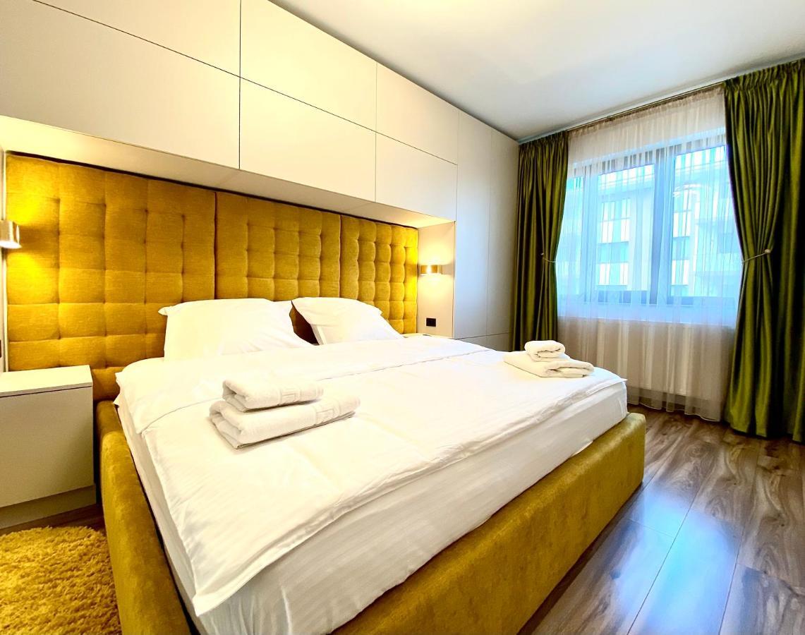 Coquette Apartment